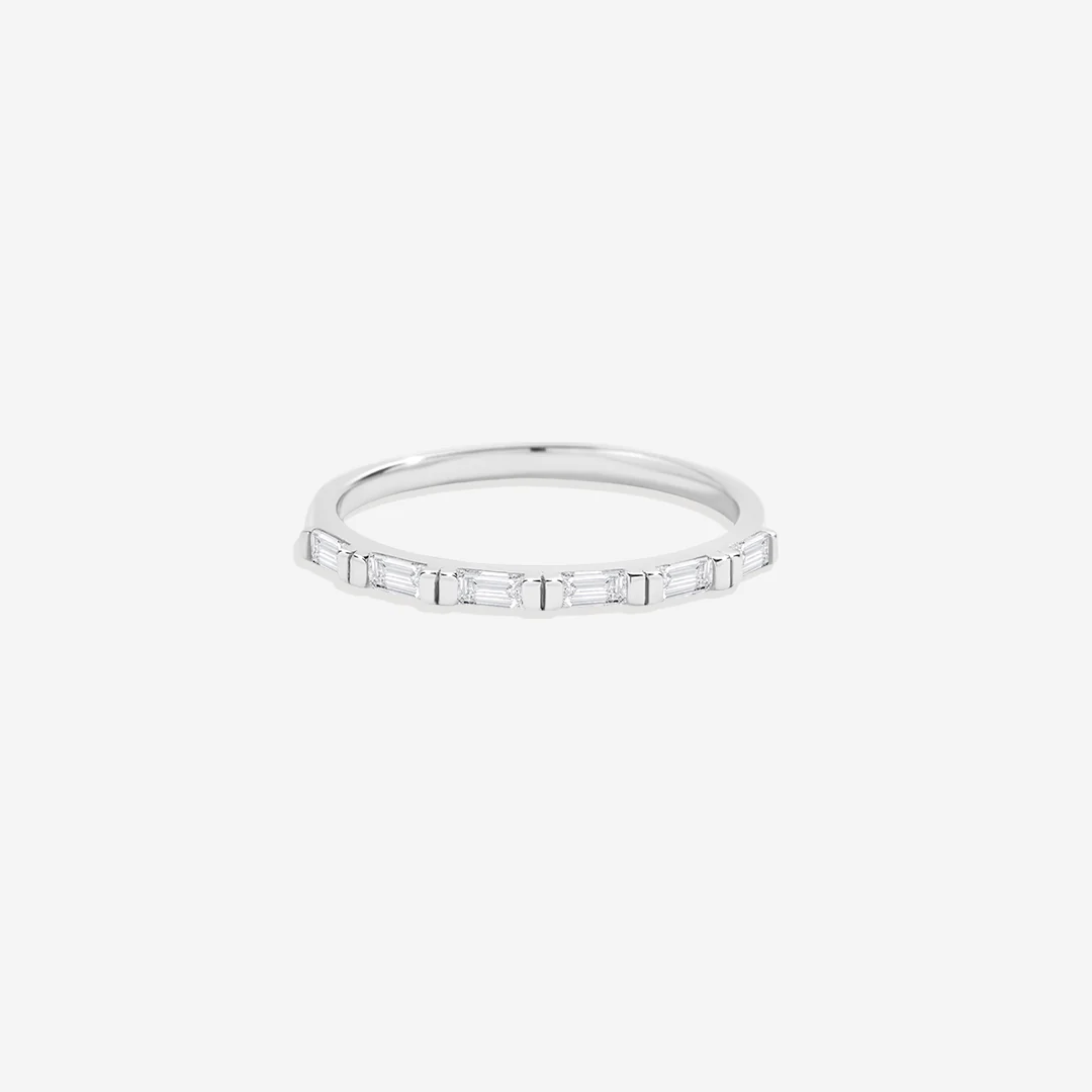 Baguette Diamond Ring - Image 10