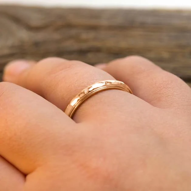 Dainty Hammered Band Spinning Fidget Ring - Image 10