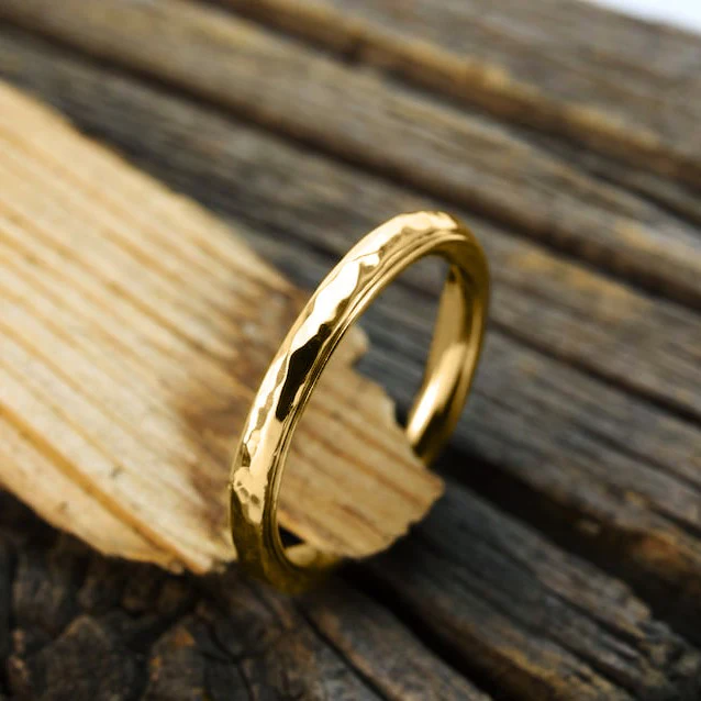 Dainty Hammered Band Spinning Fidget Ring - Image 8