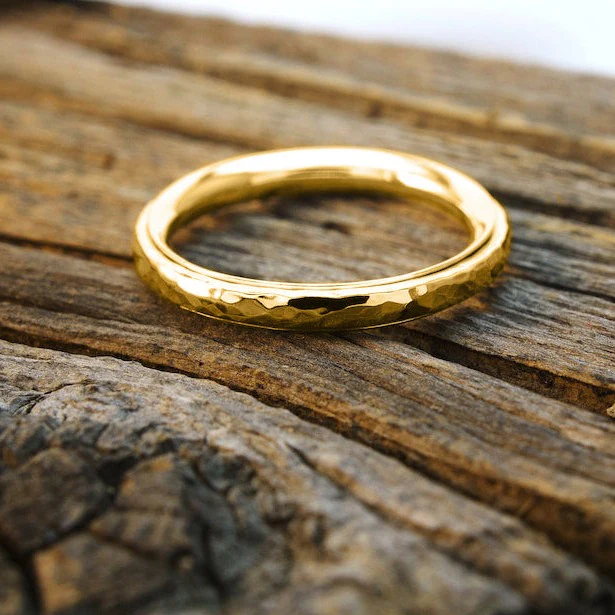 Dainty Hammered Band Spinning Fidget Ring - Image 9