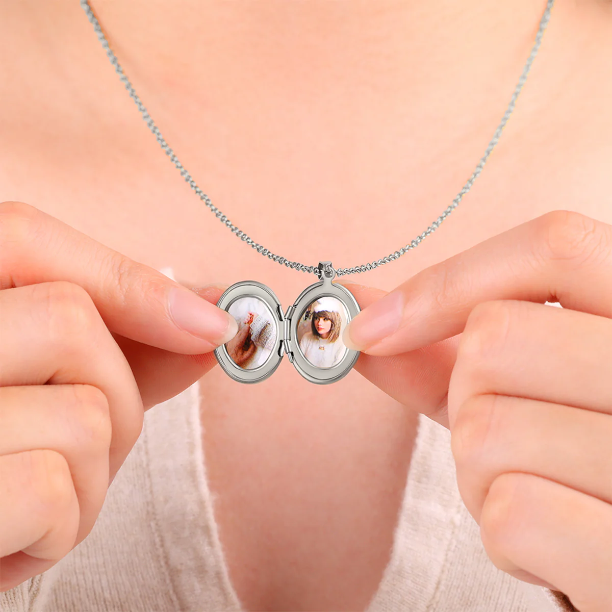 Engraved Oval Photo Locket Necklace - Image 7