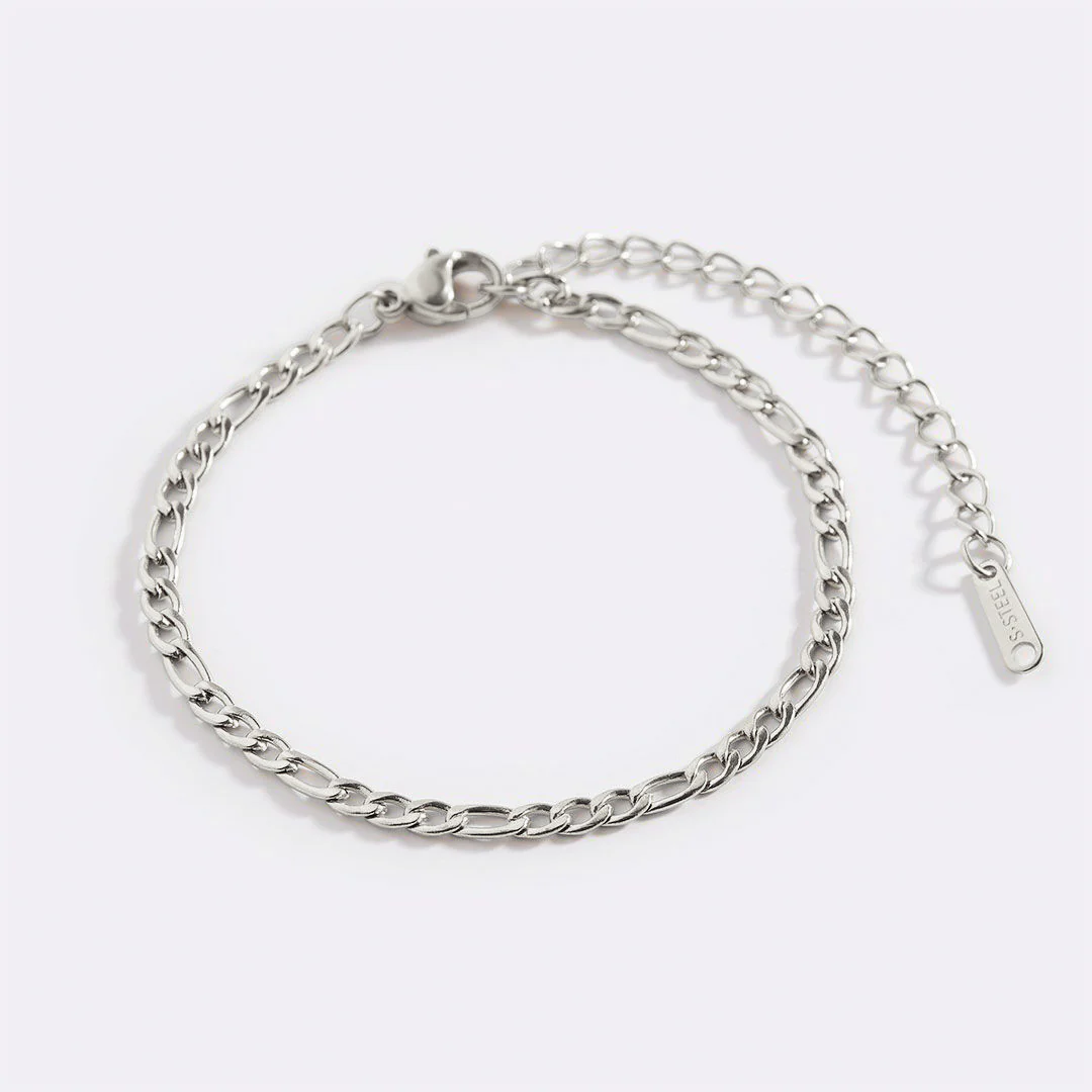 Essential Figaro Chain Bracelet - Image 12