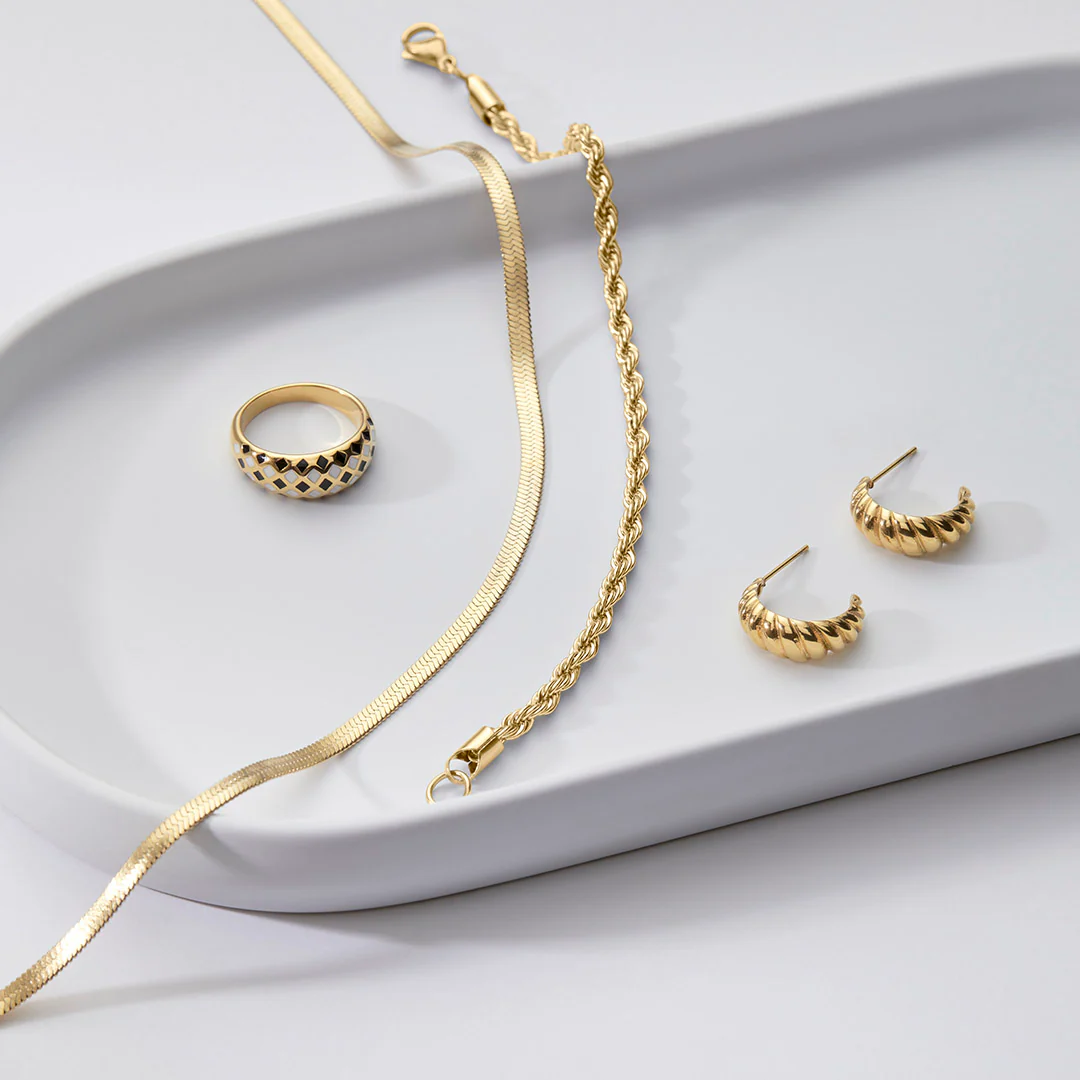 Herringbone Gold Chain Necklace - Image 32