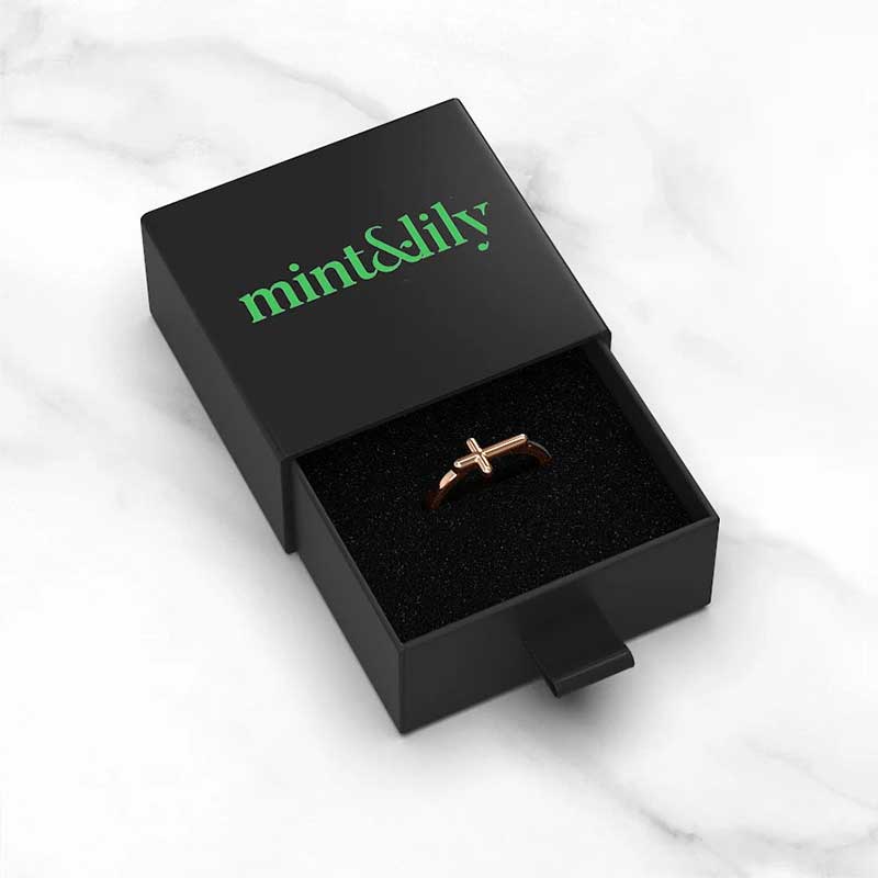 Horizon Cross Ring - Image 9