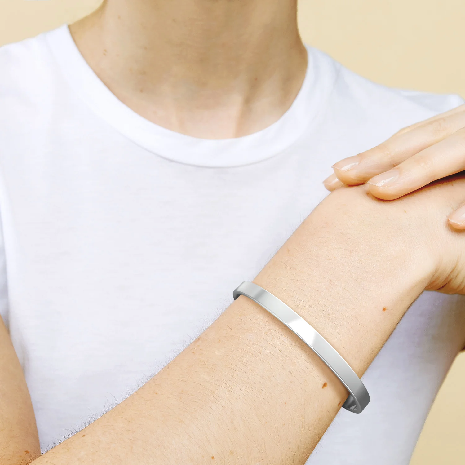 Mama Bear & Her Baby Bears Engraved Cuff Bracelet - Image 40