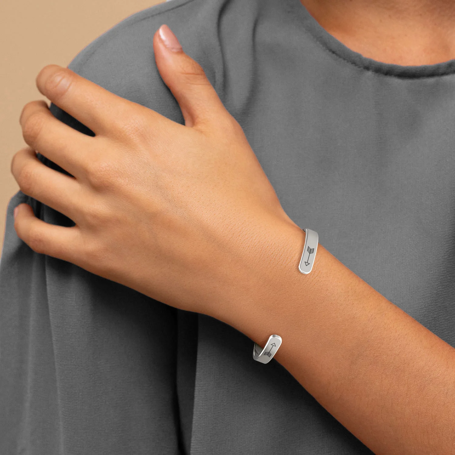 Mama Bear & Her Baby Bears Engraved Cuff Bracelet - Image 53