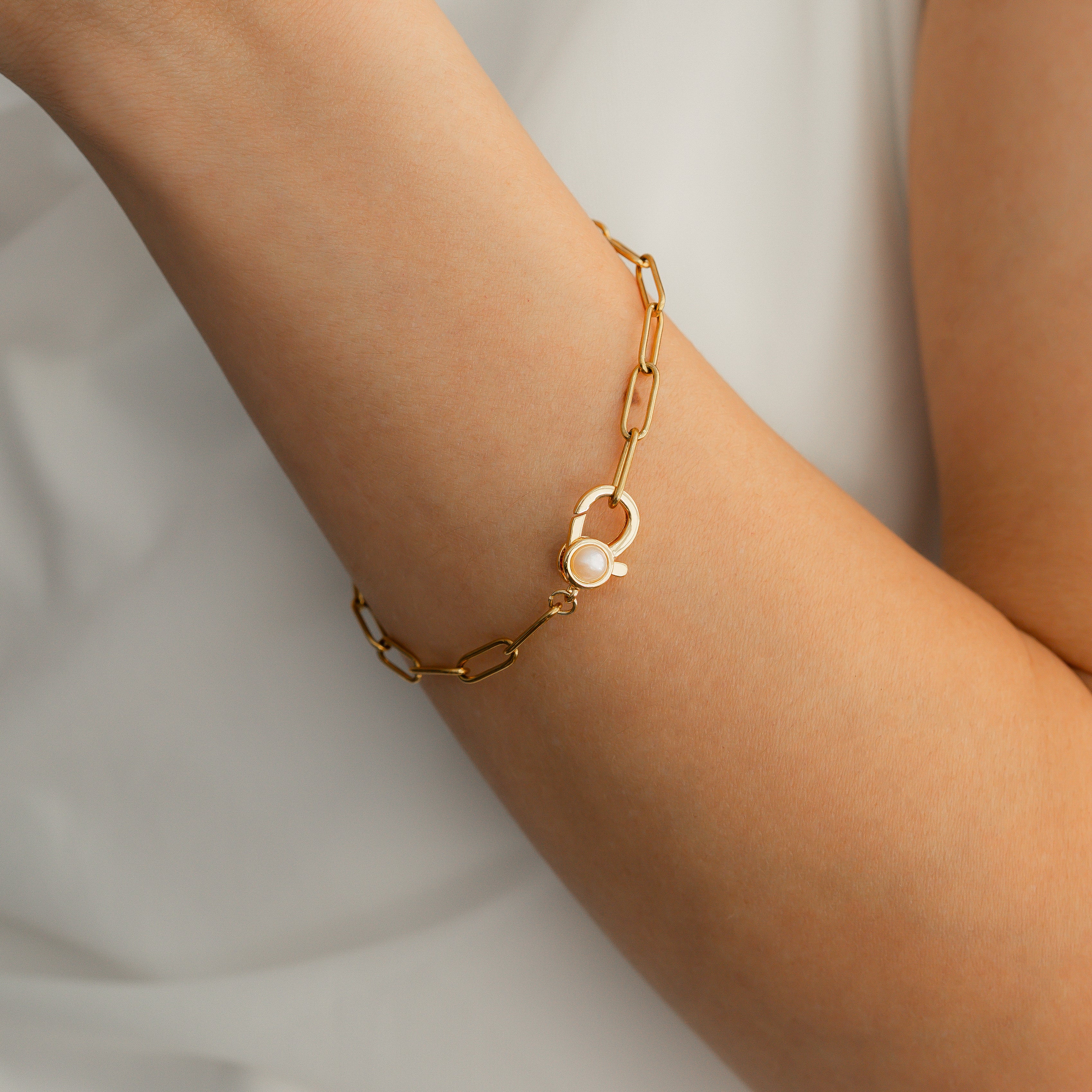 Paperclip Bracelet with Pearl Accent - Image 11