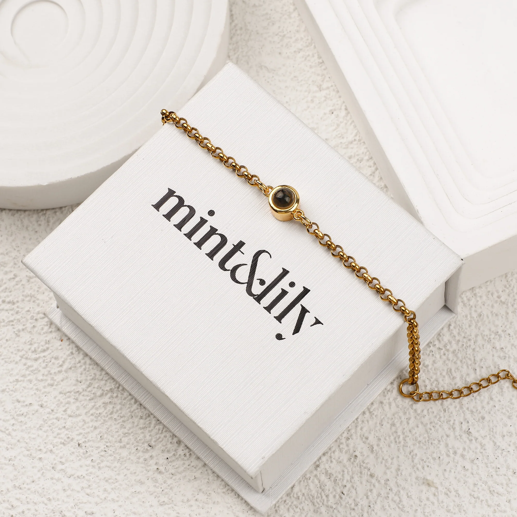 Petite Halo Photo Bracelet - Image 7