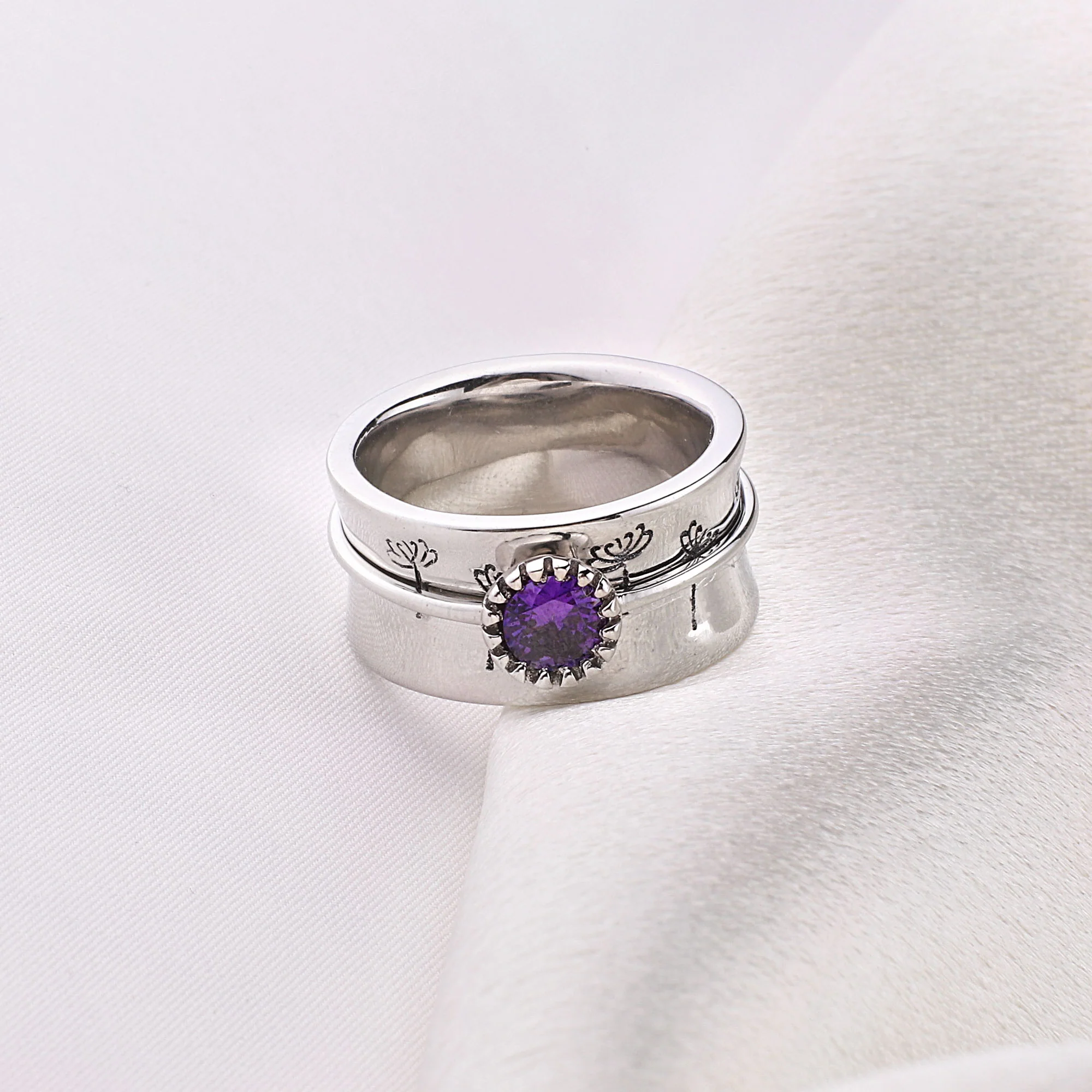Silver Dandelion Birthstone Spinning Fidget Ring - Image 11