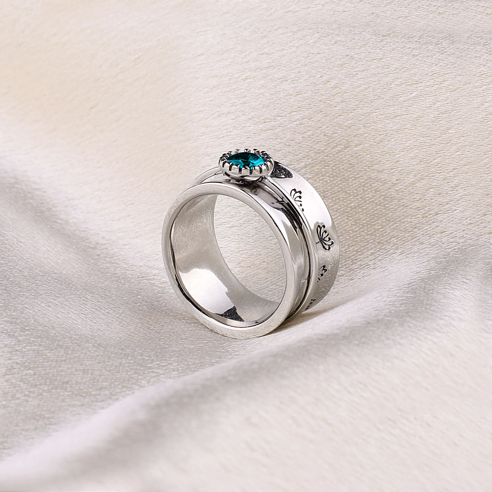 Silver Dandelion Birthstone Spinning Fidget Ring - Image 26
