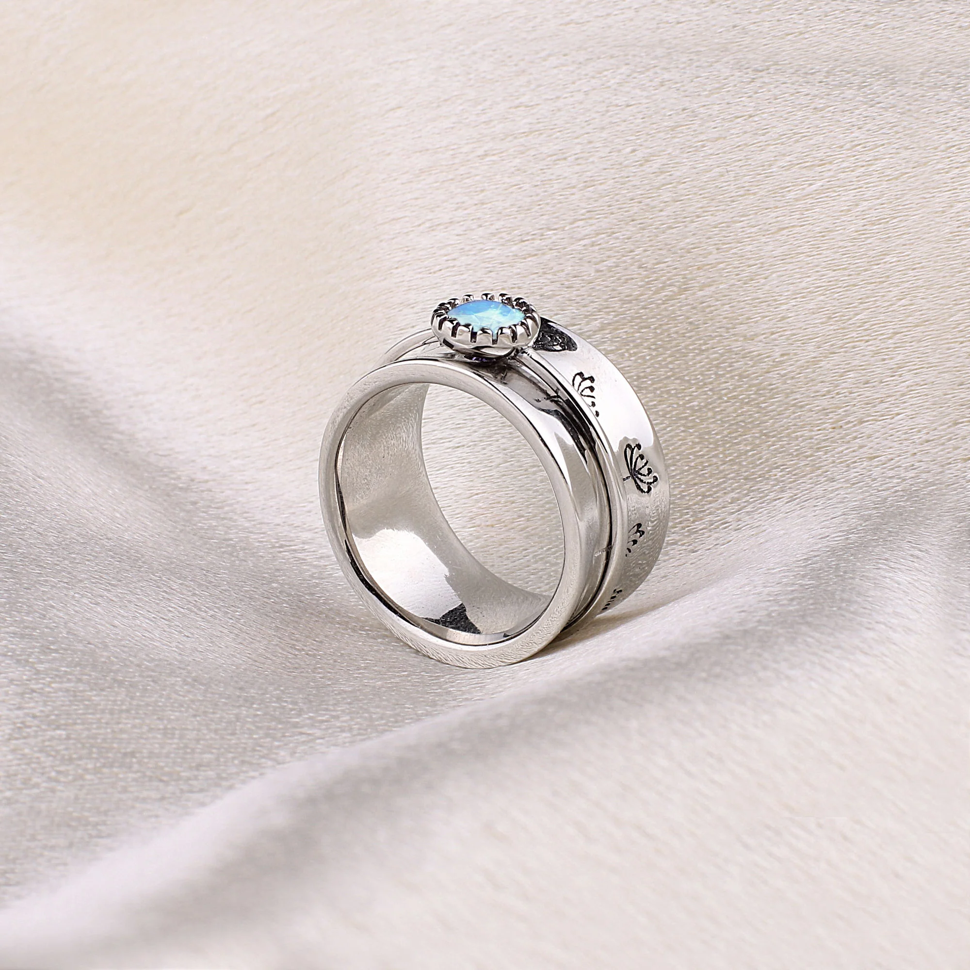 Silver Dandelion Birthstone Spinning Fidget Ring - Image 29