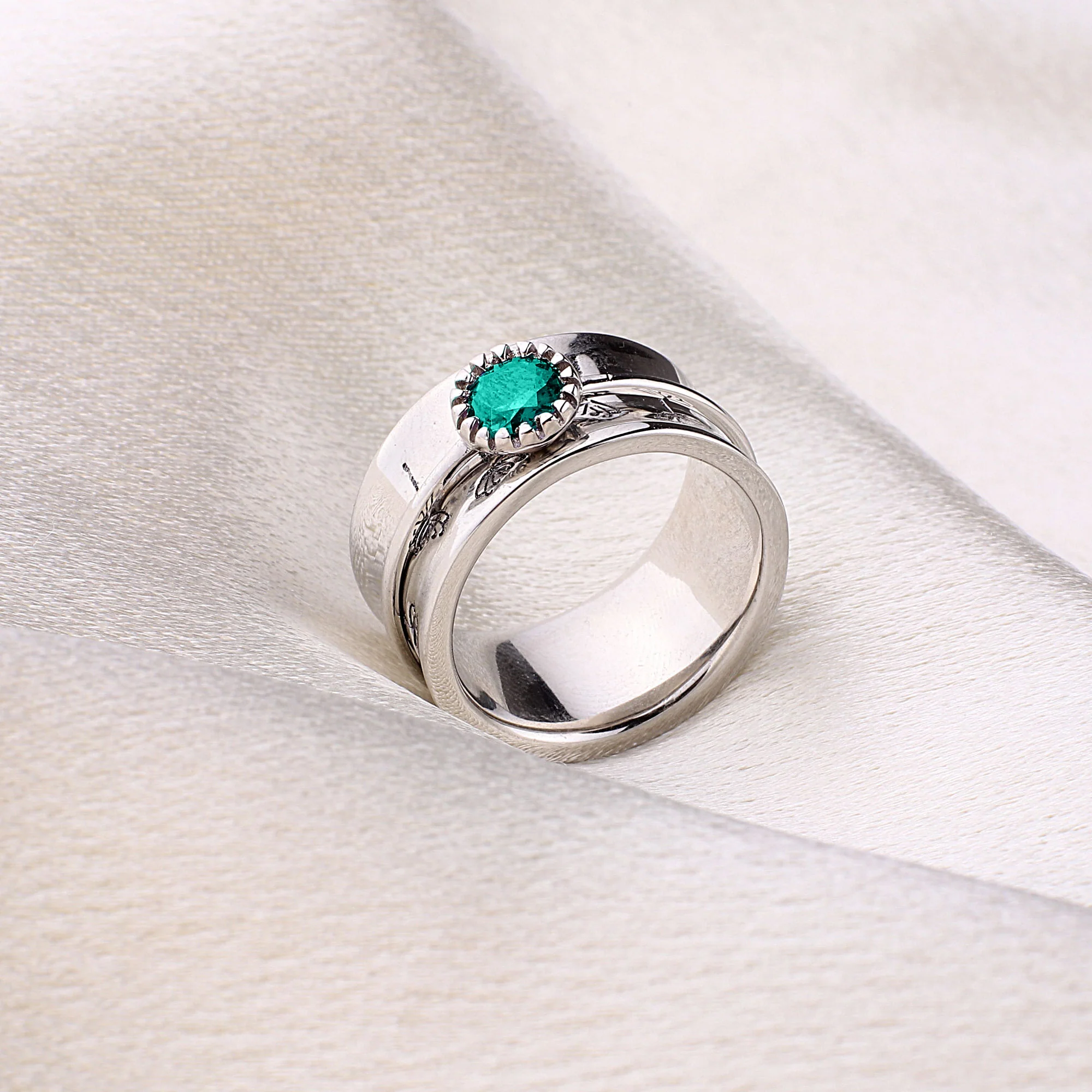 Silver Dandelion Birthstone Spinning Fidget Ring - Image 47