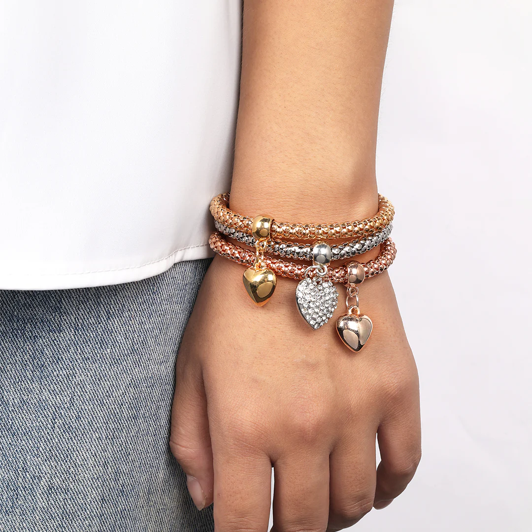 Solid Hearts Metal Bracelet - Image 25