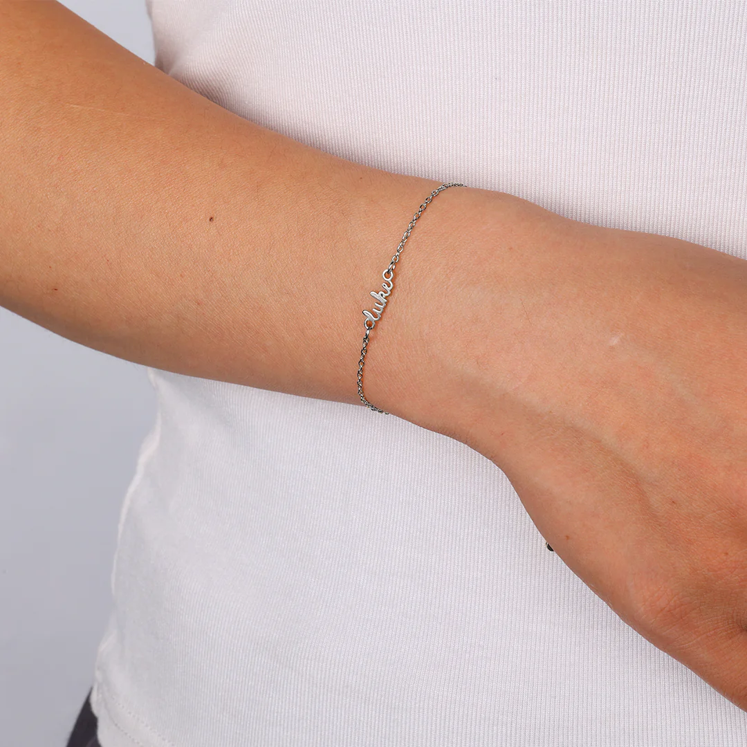 Stella Dainty Name Bracelet - Image 13